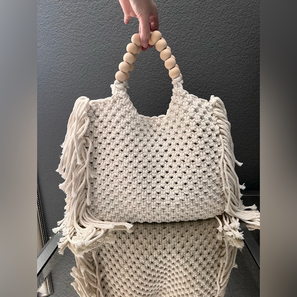 NWOT Cream Medium Crochet Fringe Tote with Wooden Handles